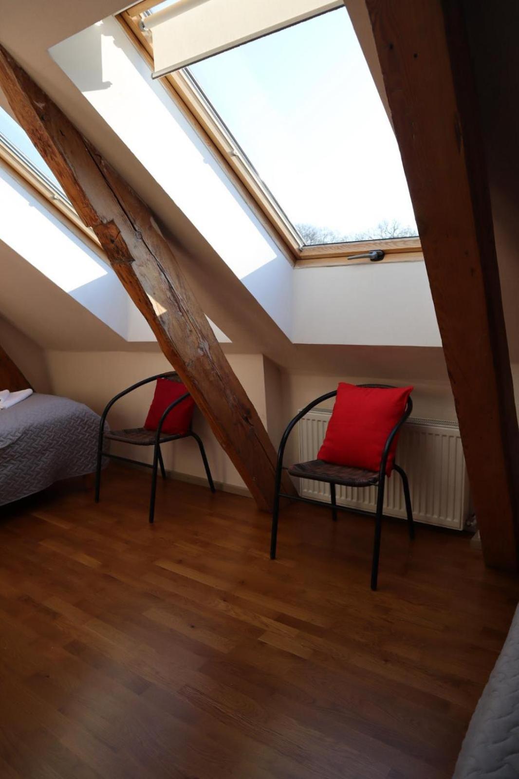 Viesnica Kandava Buitenkant foto